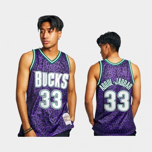 Milwaukee Bucks Kareem Abdul-Jabbar Men #33 Wild Life Green HWC Swingman Jersey